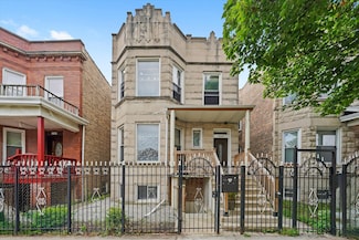 3353 W Evergreen Ave Unit G, Chicago, IL 60651