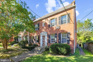 4016 47th St NW Unit 2, Washington, DC 20016