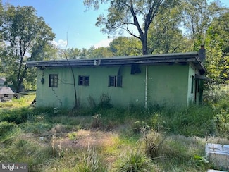 9 , 11 & 21 Mountain Rd, Tunkhannock, PA 18657