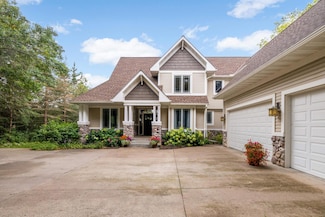 N7177 1280th St, River Falls, WI 54022