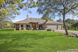 155 Fawn Dr, Bandera, TX 78003