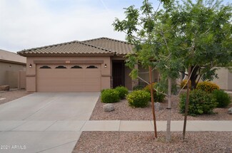 3890 S Coach House Dr, Gilbert, AZ 85297