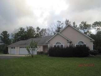 2106 N Creek Rd, Lake View, NY 14085