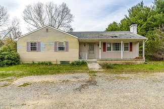 780 Monmouth Rd, Upper Freehold, NJ 08514