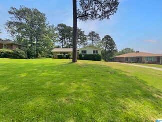 1615 Faircrest Dr, Bessemer, AL 35023