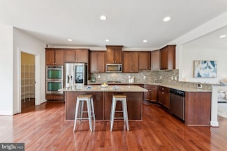 6236 Summit Point Ct, Alexandria, VA 22310