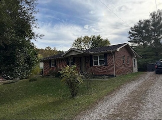 47 S Valley View Rd, Frenchburg, KY 40322