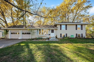 4625 Southmore Dr, Bloomington, MN 55437