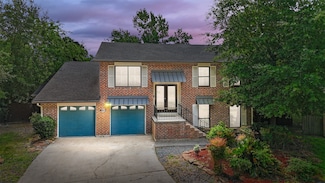 13 Whistlers Ct, Spring, TX 77380