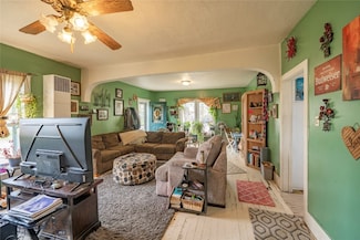 124 S M St, Livingston, MT 59047