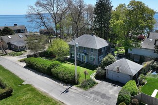 27 Standish Rd, Duxbury, MA 02332