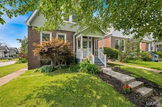 4462 Wilcox Ave, Saint Louis, MO 63116