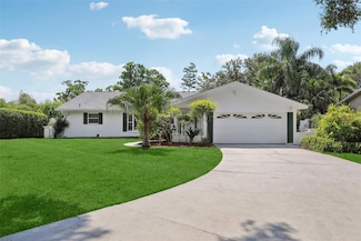 71 Flamingo Cir, Safety Harbor, FL 34695