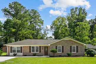 4510 Bramton Rd, Wilmington, NC 28405
