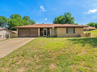 6500 Chapel Ln, Fort Worth, TX 76135