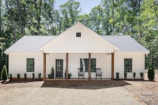 676 Chapel Hill Dr, Troy, NC 27371