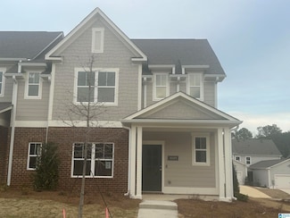 1009 Grand River Blvd W, Leeds, AL 35094
