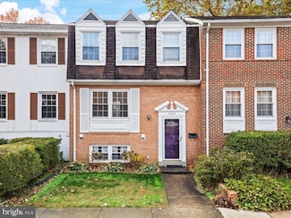 8403 Thompson Rd, Annandale, VA 22003