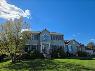 810 Olde Orchard Dr NE, Bolivar, OH 44612