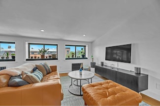 512 Madison St Unit 3, Brooklyn, NY 11221