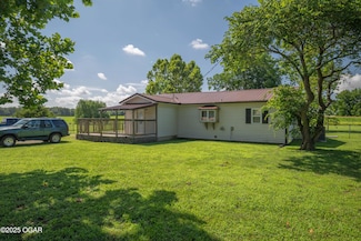 3970 NW Lawton Rd, Columbus, KS 66725