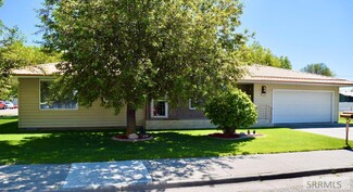 1090 Bear Ave, Idaho Falls, ID 83402