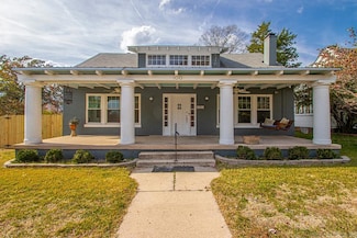 100 Colonial Ct, Little Rock, AR 72205