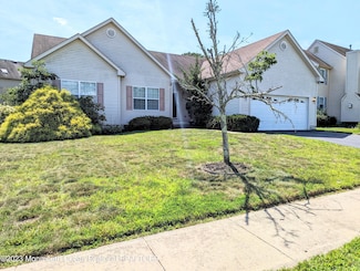 35 Stonegate Dr, Tuckerton, NJ 08087