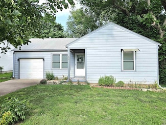 320 Mccabe St, Winfield, KS 67156