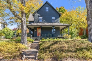 52 Mendham Rd, Gladstone, NJ 07934