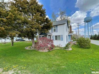 218 S Perry St, Congerville, IL 61742