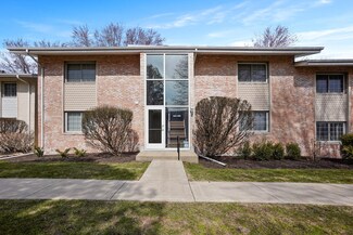 405 Birch Tree Ln, Michigan City, IN 46360