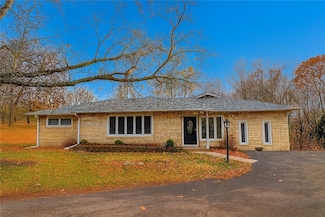 2945 Lincoln Highway Rd, Charleston, IL 61920