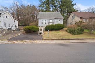 75 Coen St, Naugatuck, CT 06770