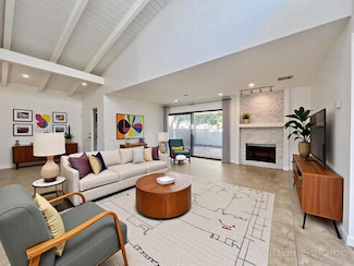 1651 S Cerritos Dr, Palm Springs, CA 92264