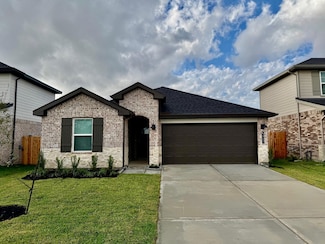 4922 Oakwood Dr, Fresno, TX 77545