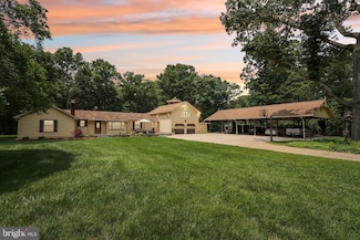 1304 Bryan Point Rd, Accokeek, MD 20607