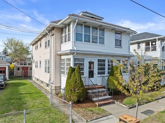 252 Billings St, Quincy, MA 02171