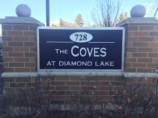 728 Diamond Lake Rd Unit 201, Mundelein, IL 60060