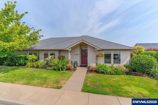 2040 SE Magnolia Ave, Dallas, OR 97338