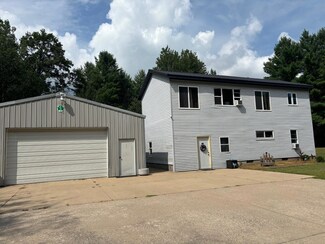 12126 S Pineview Cir, Suring, WI 54174