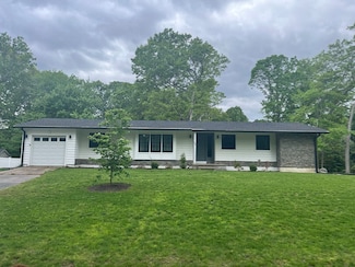 24 Hillside Terrace, Mansfield, MA 02048