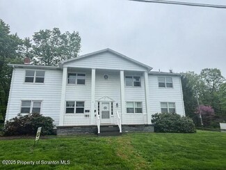15 Little St, Montrose, PA 18801