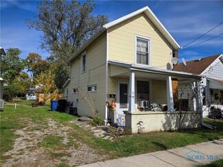 127 E Merry Ave, Bowling Green, OH 43402