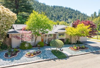 72 Palomino Way, Garberville, CA 95542