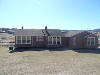2481 Meadow Creek Rd, Christiansburg, VA 24073