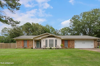 1224 Cliffdale Dr, Clinton, MS 39056