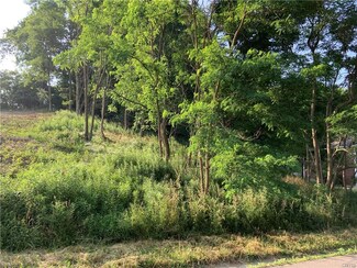 7974 Everglades Dr, Manlius, NY 13104