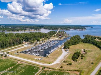 100 Pecan Grove Marina, Oriental, NC 28571