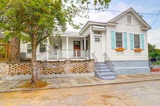 4 Addison St, Charleston, SC 29403